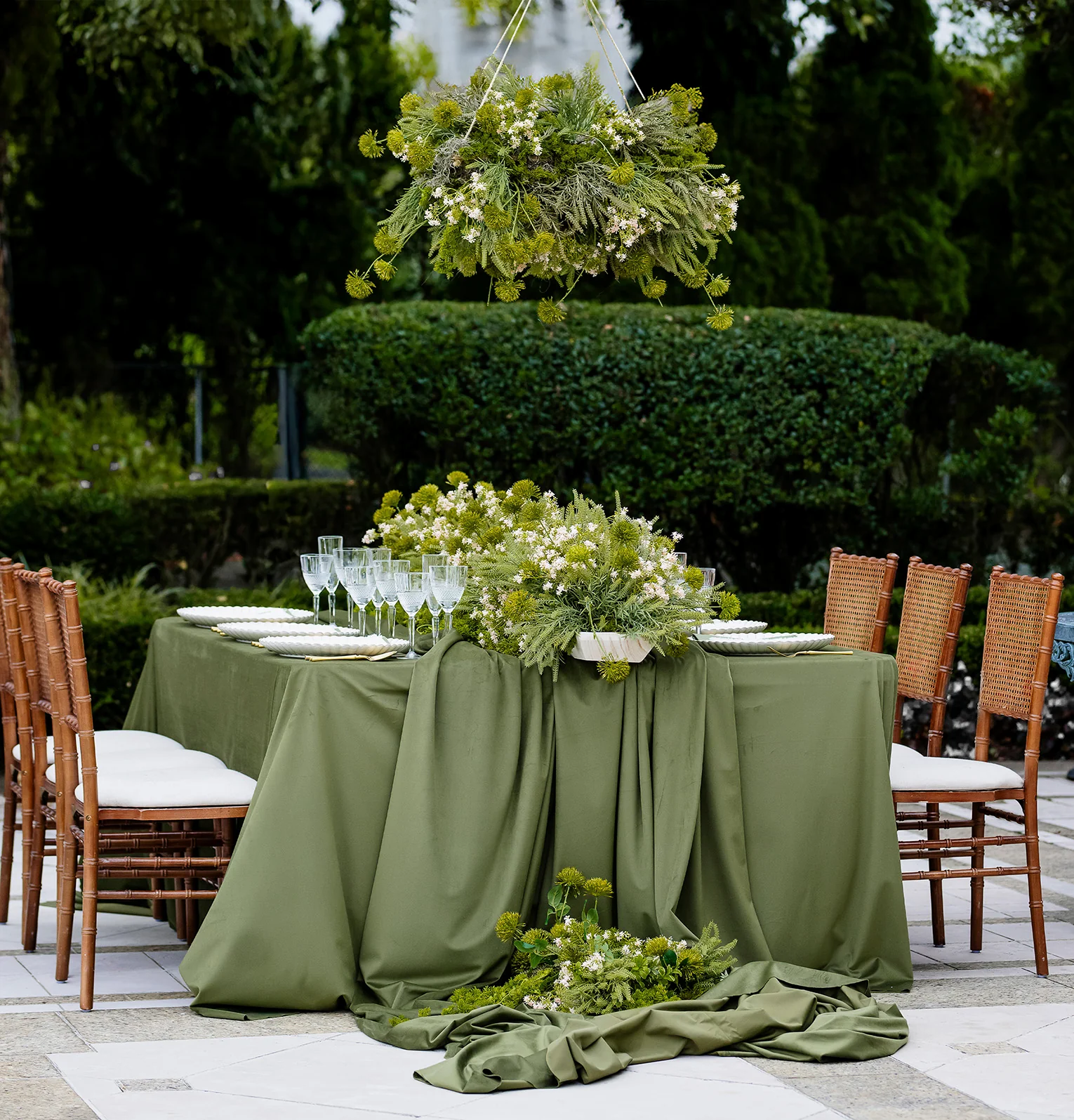 DH Moss & Meadow Floral Chandelier - Image 2