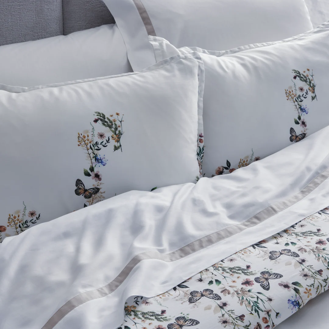 DH Jouy Papillon Linen Set 4PC - Image 4