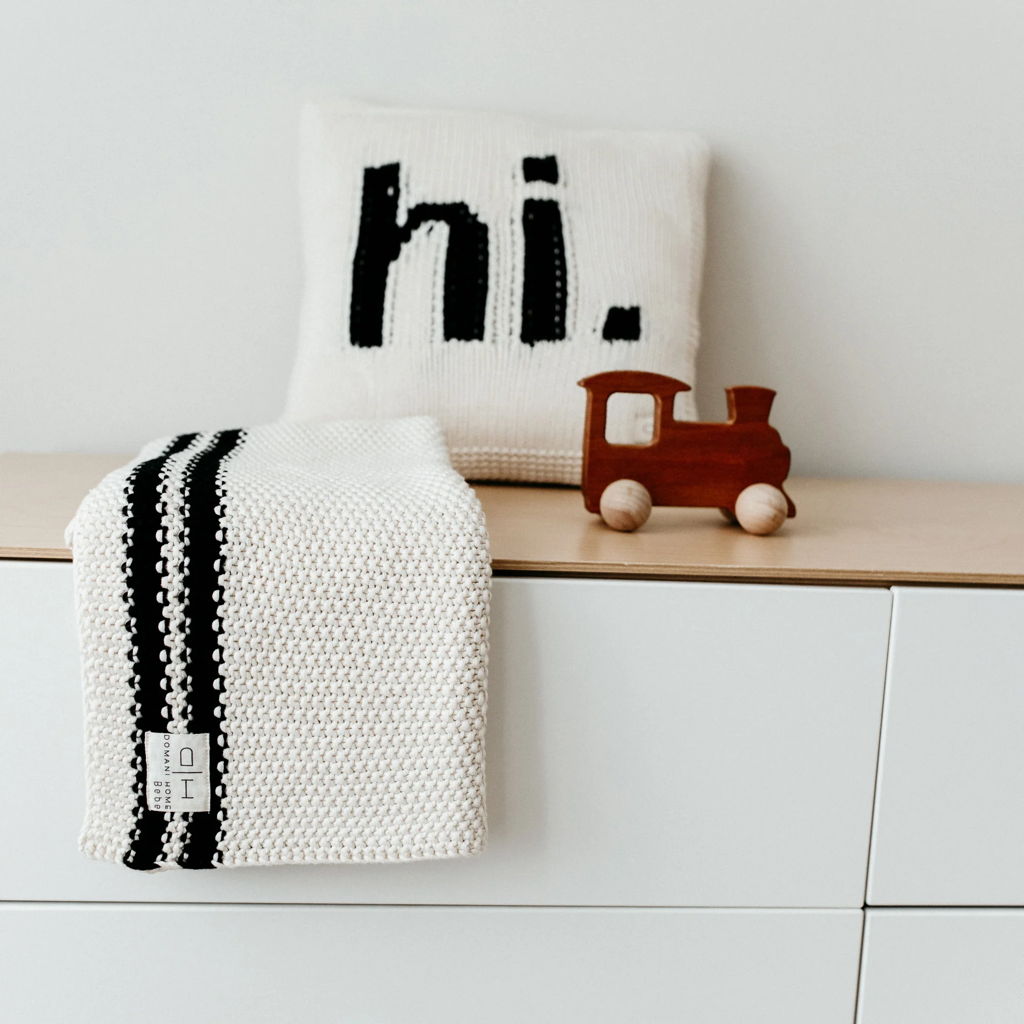 DH Marici Black Striped Baby Blanket - Image 3