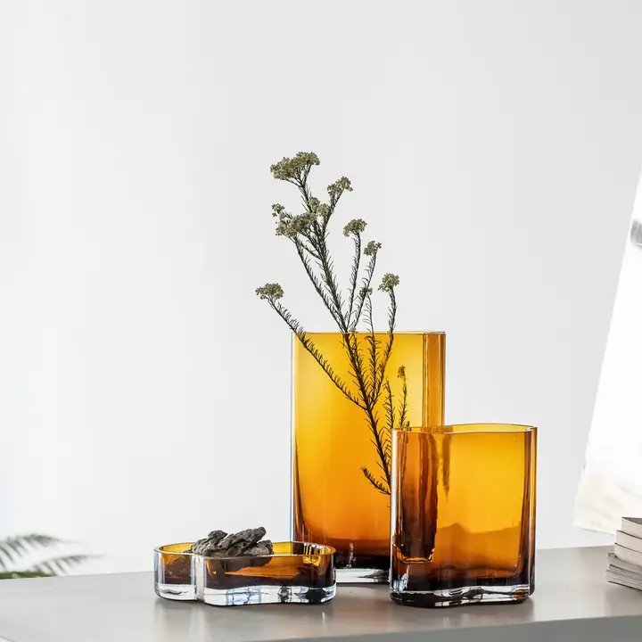 Element Coral Vase - Image 3