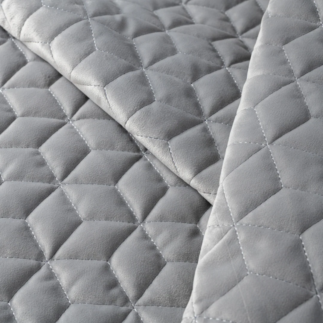 Honeycomb Quilted Silver Tablecloth - Image 2