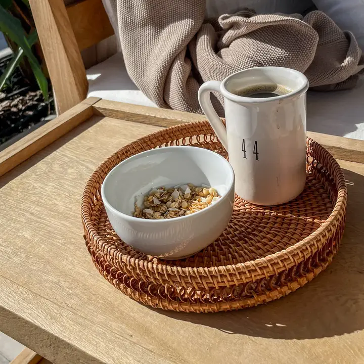Round Spiral Rattan Tray - Image 2